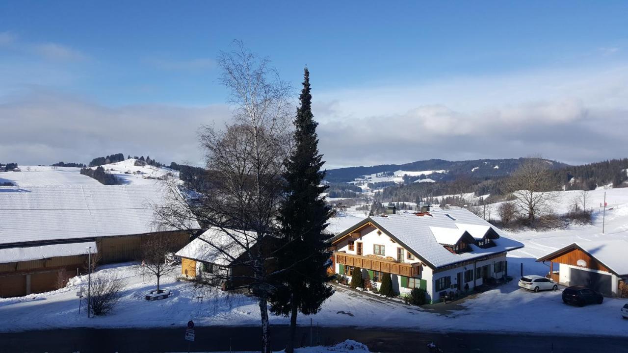 Fewo Friado Im Ferienpark Oa - Ohne Zusatzkosten Nach Anreise - Mit Hallenbad, W-Lan, Pkw-Garage, Kurtaxe Mit Allgaeu-Walser-Pass, Bett- Und Handtuch-Waesche Sowie End-Reinigung Missen-Wilhams Exterior photo